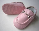 Moccasin Cow Leather w/ Chain-Pink